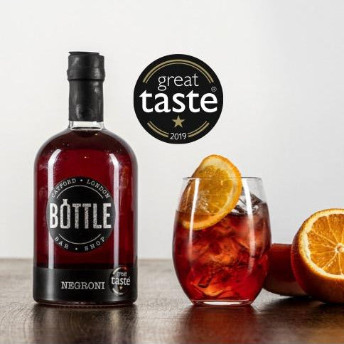 The-Classic-Gift-Set with a Negroni cocktail